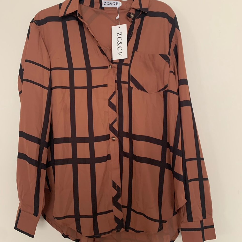 NWT Women’s long sleeve button down
